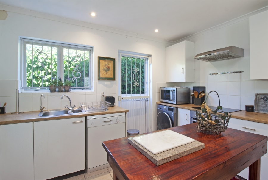 3 Bedroom Property for Sale in Milkwood Park Western Cape